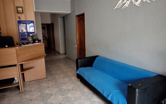 Arina Hotel