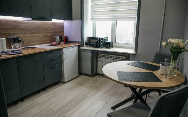 Квартира TroeSutokApart Металлургов 27