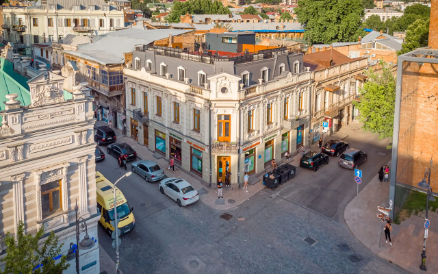 Отель Monument 1880