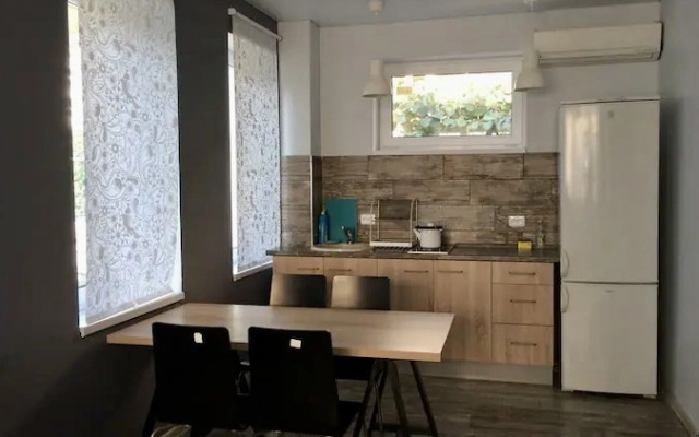 2 V Chastnom Dome Apartments