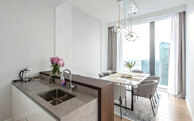 Апартаменты Москва Сити трех комнатные угловой вид