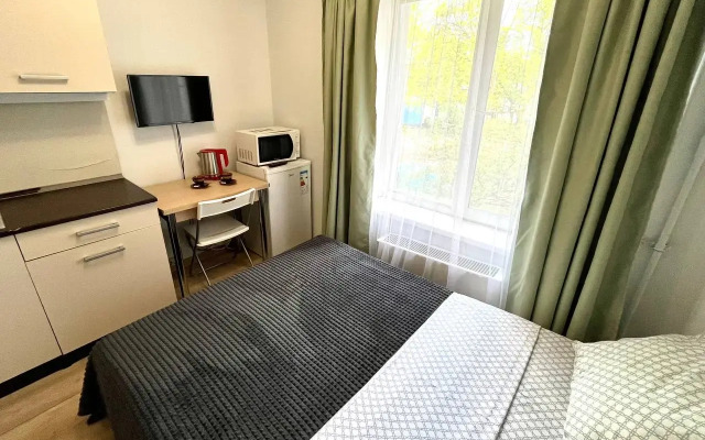 Studiya Ryadom S Metro Seligerskaya Apartments