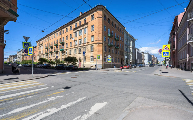 Ryadom S Moskovskim Vokzalom Flat
