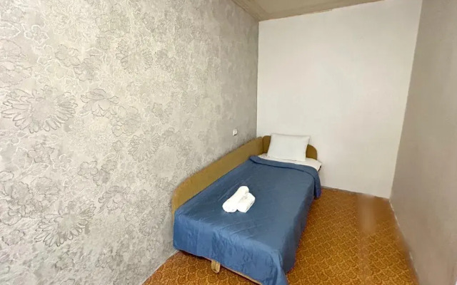 Odnokomnatnaya dlya komandirovannyh v Kaluge Flat