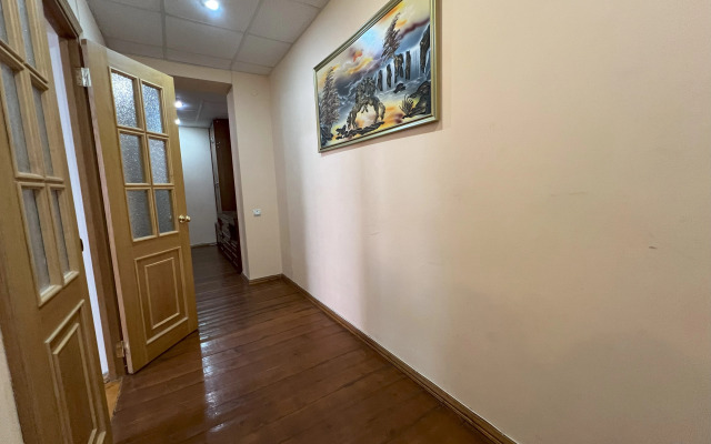 Na Ulitse Sovetskaya 17 V Elitnom Dome Flat