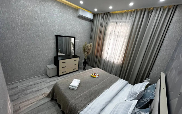 S Udobnym Raspolozheniem Flat