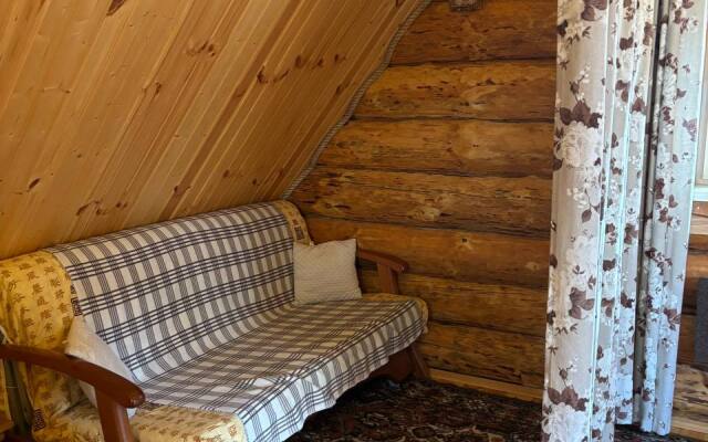U Narochi Guest House
