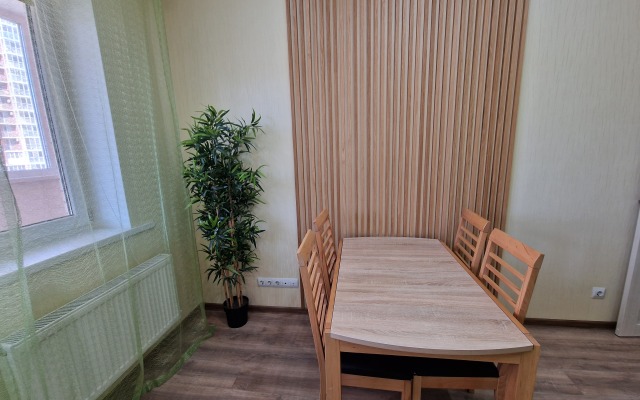 Апартаменты на 5 этаже Репина 1