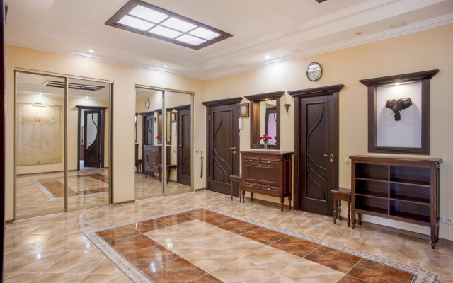 Квартира Большая у НОВАТа