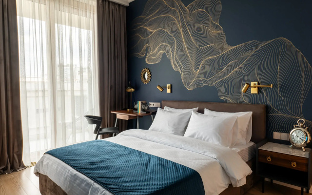 Look&Feel Aristocrat Apartments