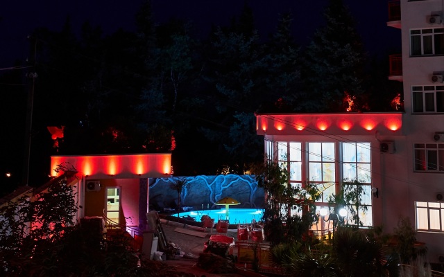 Deesa Hotel