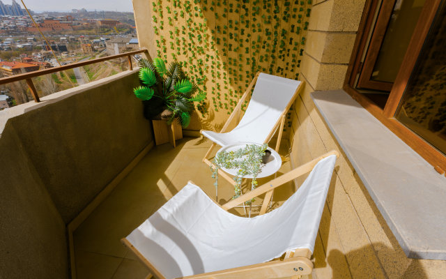1BR/Double Balcony/Sunset View/Self checkin/Keygo 42 Apartments