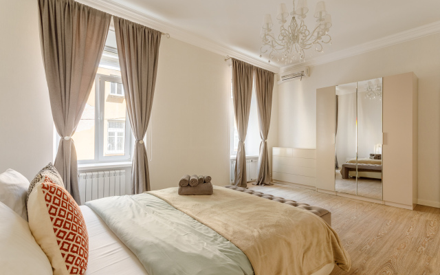 Luchshaya Kvartira with 3 bedrooms near Kremlin