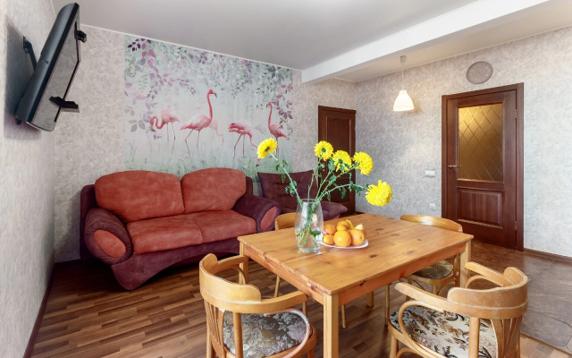 Na Prospekte Lenina Flat