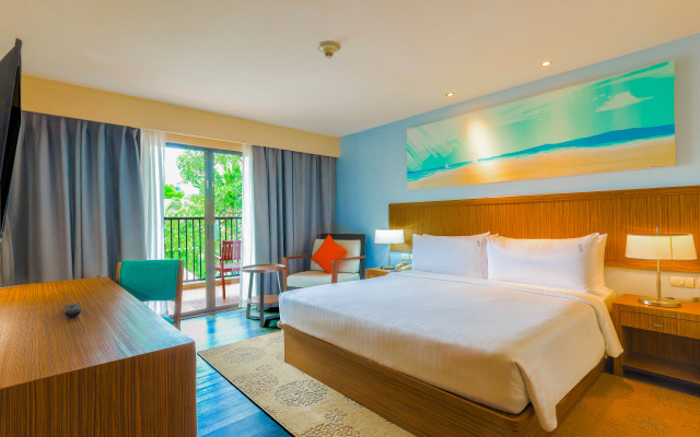 Holiday Inn Resort Phuket Surin Beach, an IHG Hotel