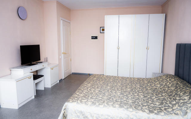 Апартаменты КвартировЪ -Центр