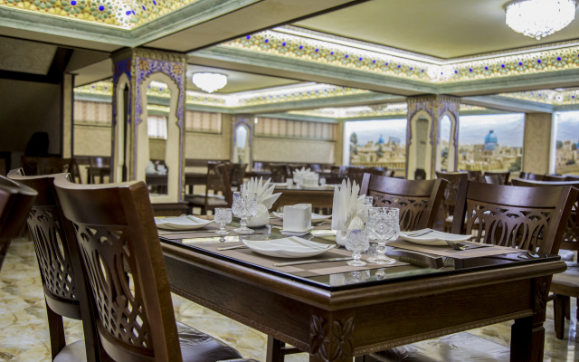 Edem Plaza Hotel