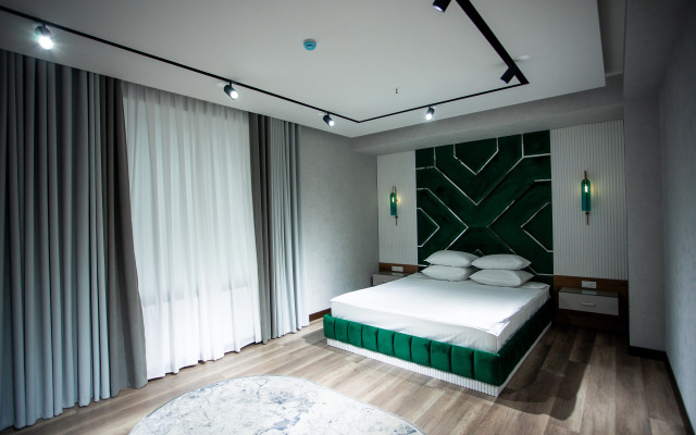 Atour Hotel