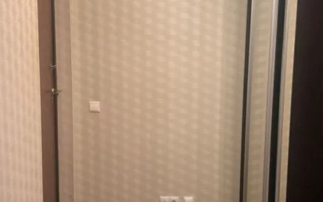 Na Ul. Maksimovskogo 10 Flat