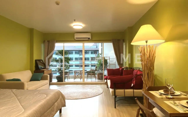 View Talay 7 Apartments