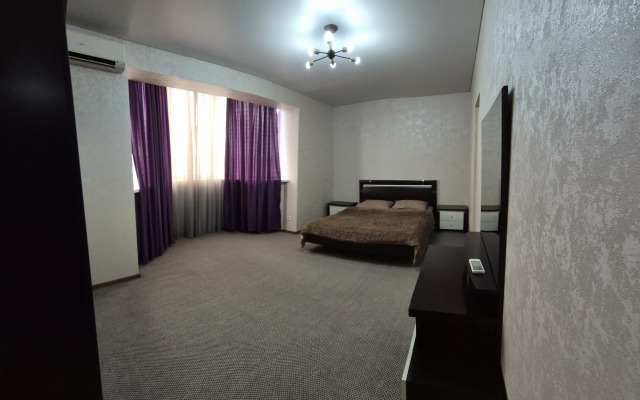 Tsentr Sukhum Apartments