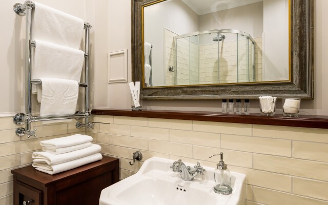 Апартаменты D на Чайковского с тремя спальнями №1