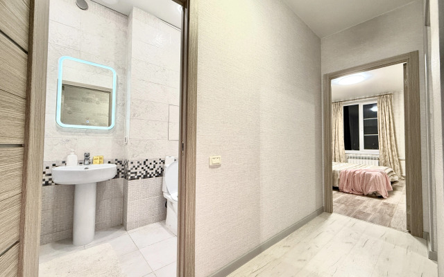 Квартира Двухкомнатная с современным ремонтом