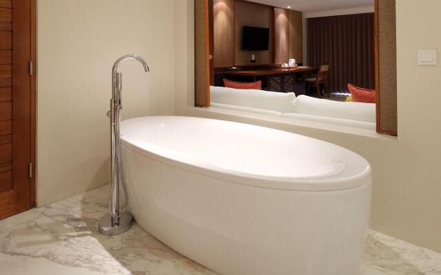 The Bandha Hotel & Suites