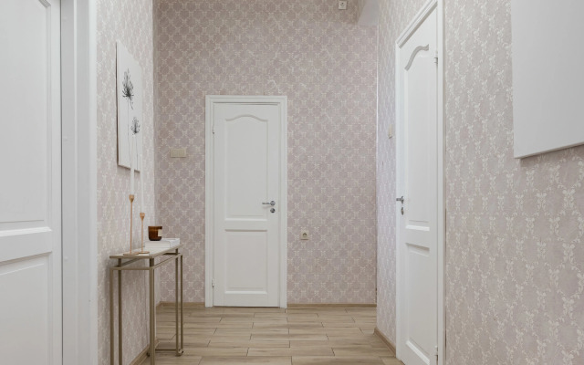 Квартира GM Apartments Легендарная Двушка на Тверской у Садово-Триумфального Сквера