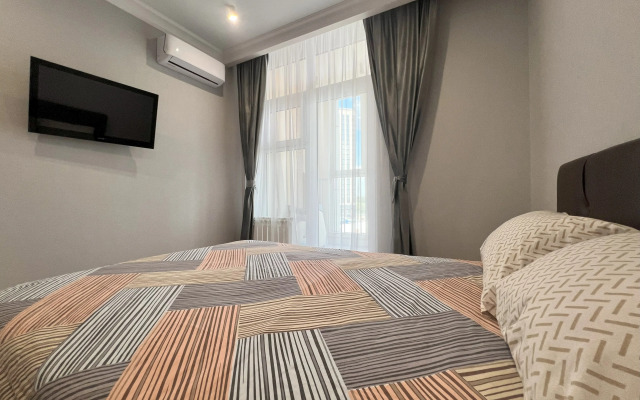 Uyutnaya Svetlaya S Sovremennym Remontom Flat
