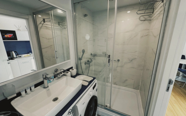 Marvella Hotel Orbi City 27th floor Apartments