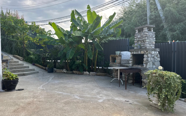 Deltaplan Guests House