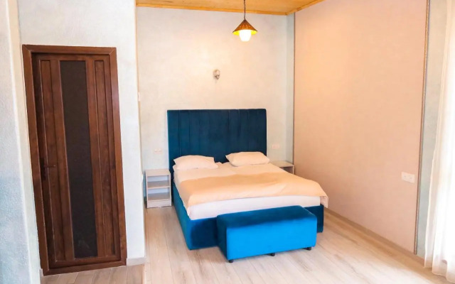 Kareno Hotel