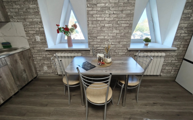 Na Krasnoy Armii 136/11 Apartments