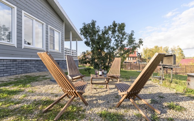 S Panoramnym Vidom Na Sklonakh Yakhromy Private House