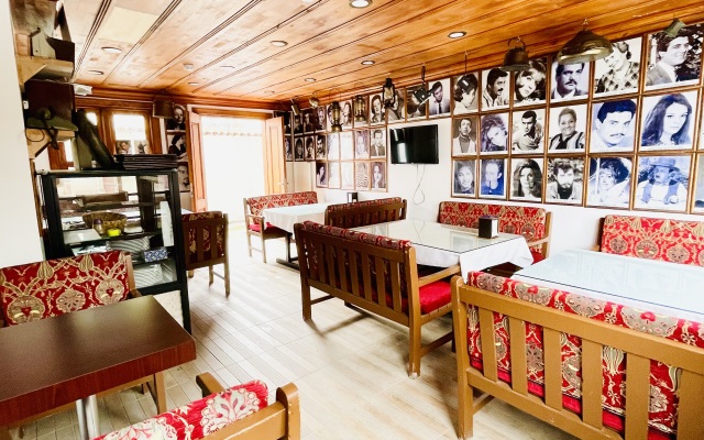 Qonaq Hotel