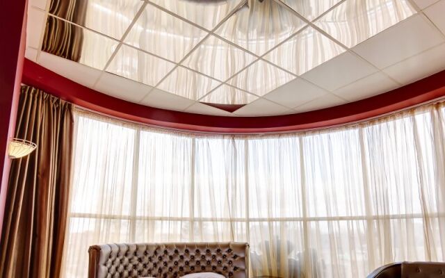 Marton Dona Hotel