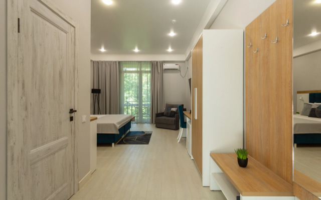 Katrin Lazur - Stilnaya Studiya u Morya v Sochi (Ashe) Apartments