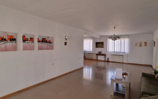 Red House Guest house