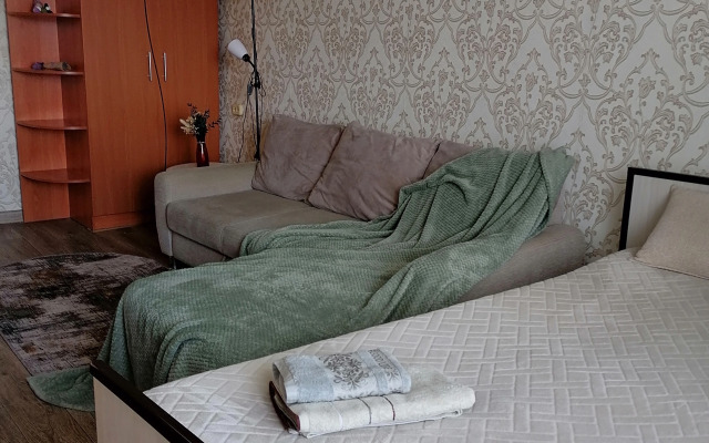 Prostornaya Kvartira V Tsentre Flat