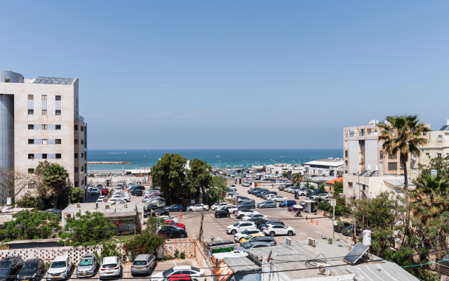 Blueground at Tel Aviv Port Apartments