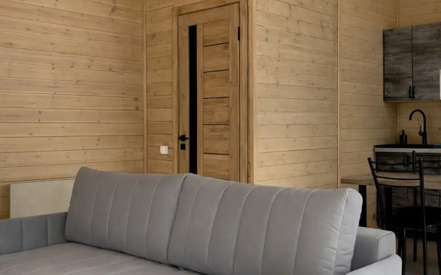 Шале Aishah House