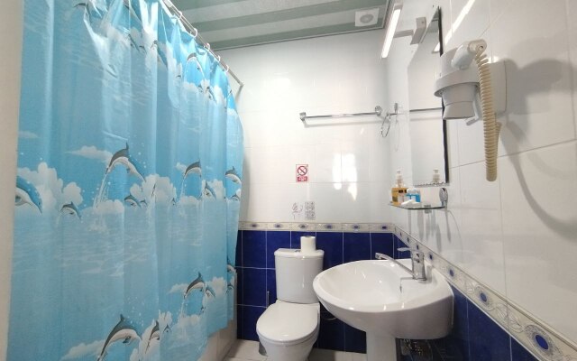 Orom Hotel