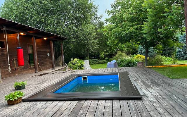 Вилла Ларсон