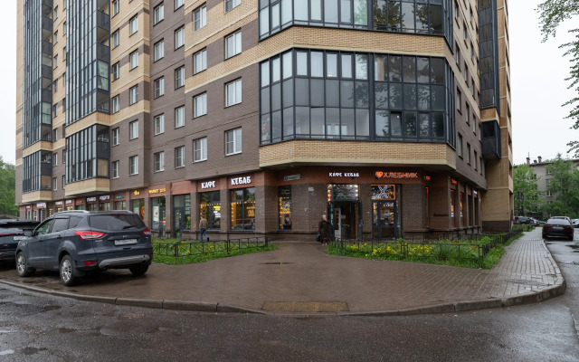 Lada Flat