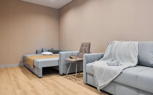 Квартира Двухкомнатная квартира возле центральной больницы