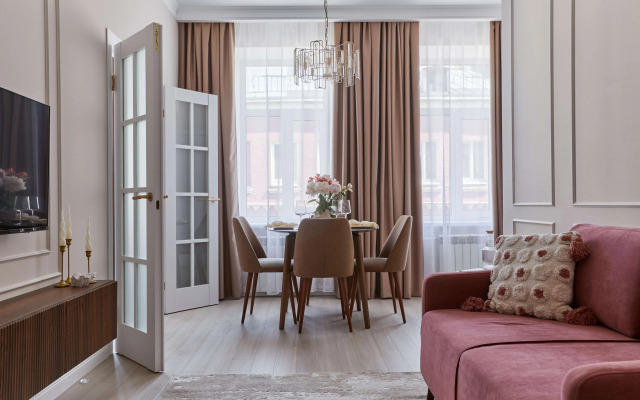 Stil Dizayn Komfort V Tsentre Apartment