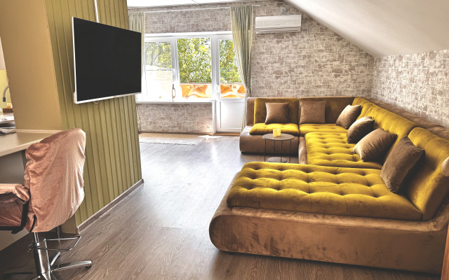 S Vidom na More, Rayskoe Mesto dlya Bolshoy Kompanii Apartments