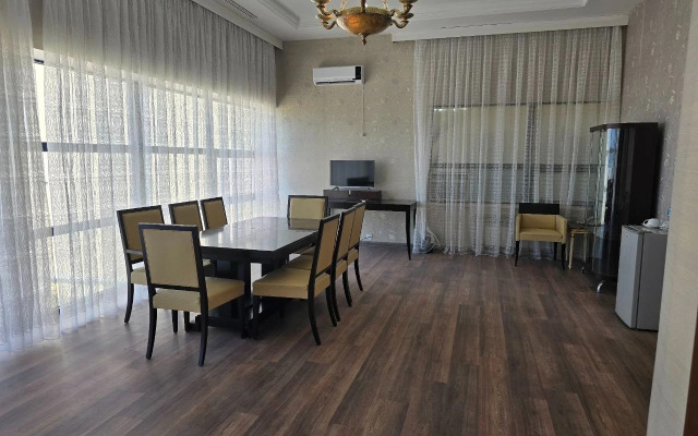 Golden Beach By Sham Baku Hotel