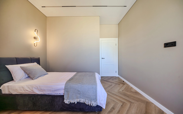 Квартира Дизайнерская Трехкомнатная Квартира